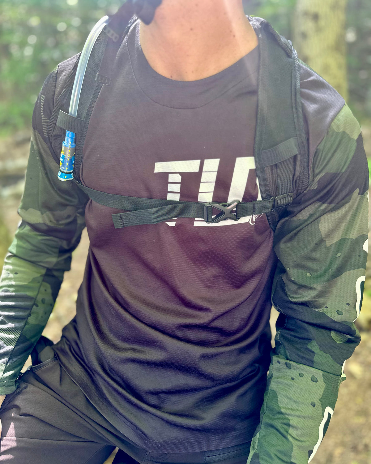 Mochila de Hidratación Ozark Trail 5L con Reservorio 2L