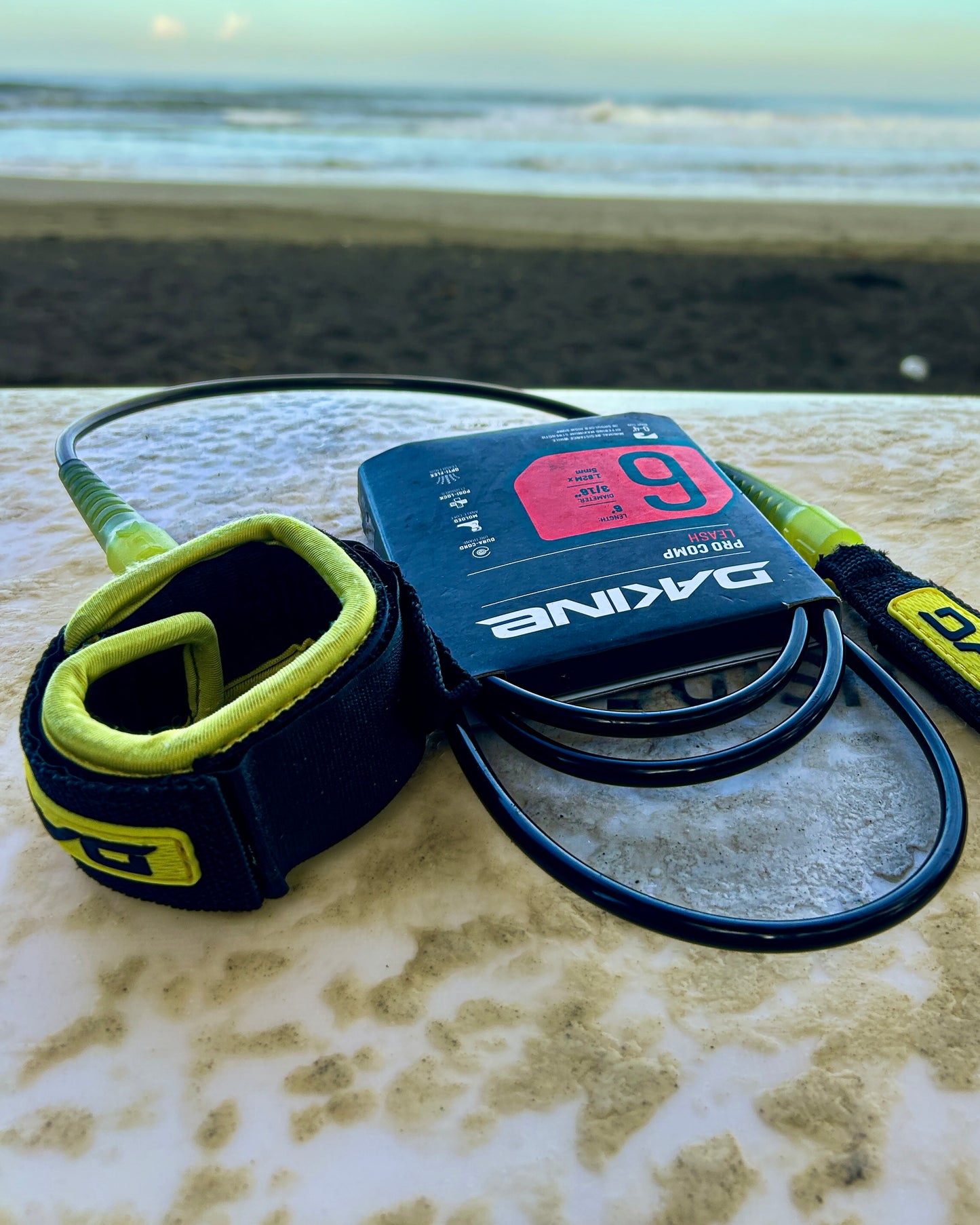 Dakine Procomp 6' x 3/16" Surf Leash